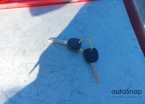 2000 Chevrolet Astro from USA, damaged, VIN 1GCDM19W3YB186670